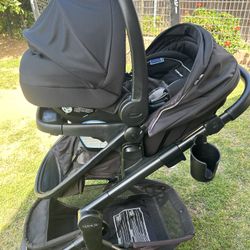 Graco Moose Nest Multi Use Stroller And Car Seat With Base