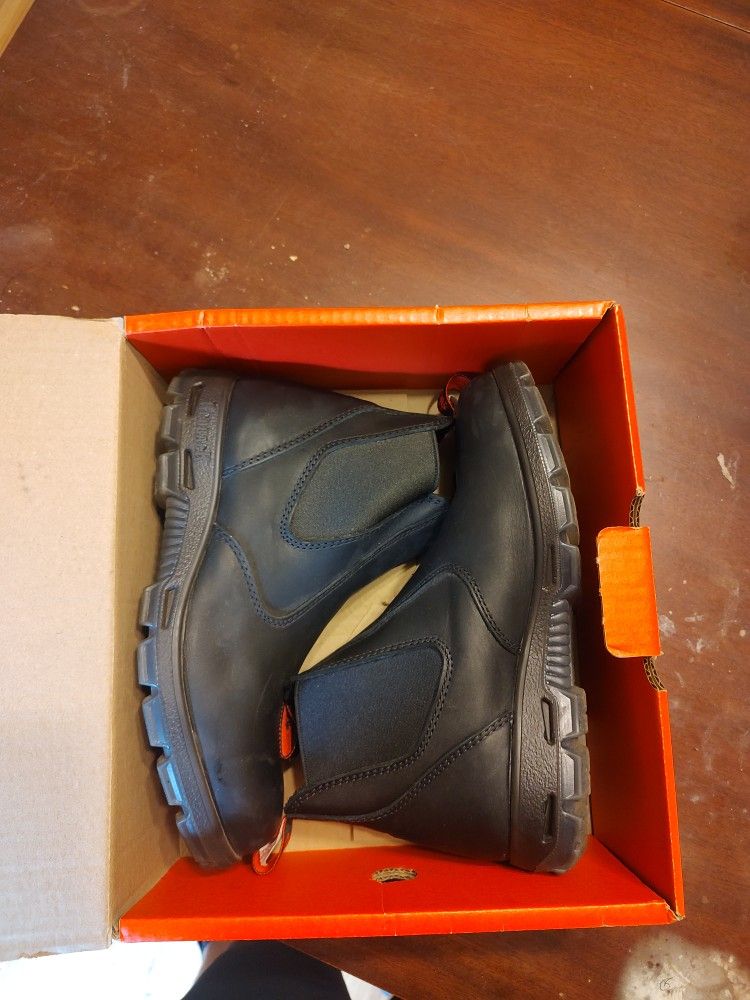 Red Back Boots 