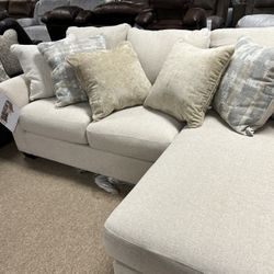 Beautiful Fresh style nice sectional!