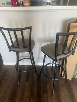Set of 2 Modern Counter-Height Bar Stools