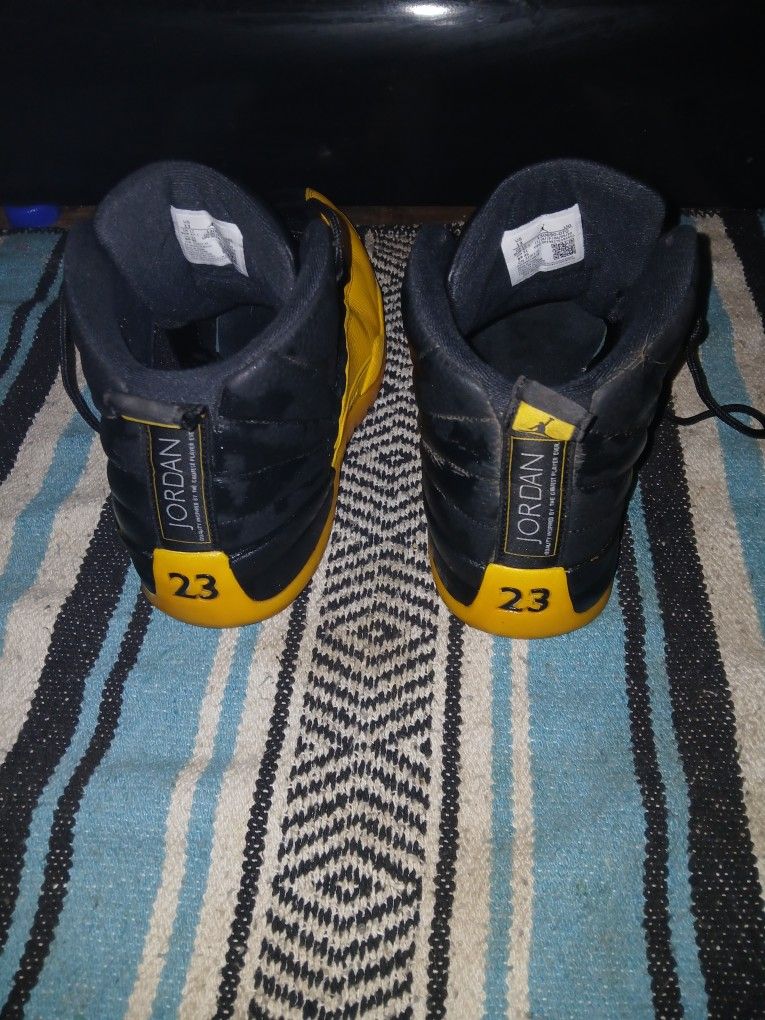 Men's Jordan's Reto 12s Size 13