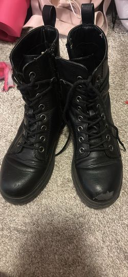 Ankle combat boot