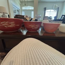 Vintage Kitchen Bundle (Glassware, Bowls, Blender & More)