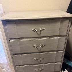 GRAY VINTAGE DRESSER