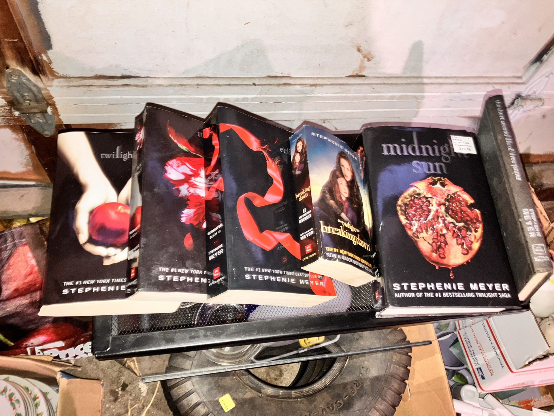 Complete Twilight Saga Book Colllection