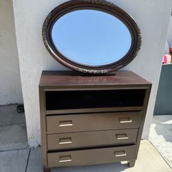Mirror And Dresser 