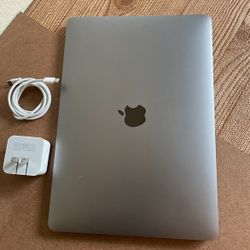 MacBook Air 13” M1 Chip 8GB Memory 97% Battery 