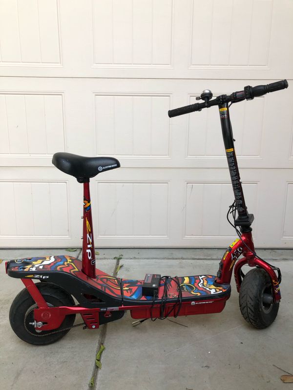Razor EZIP 450 scooter for Sale in Chino Hills, CA OfferUp