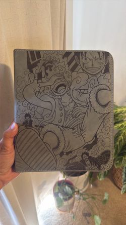 4 pocket Top Loader binder featuring Luffy