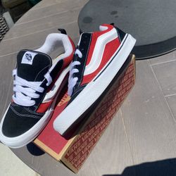 Vans Knu Skool “Red”
