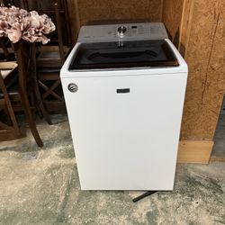Maytag Washer Machine 