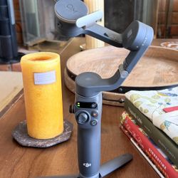 DJI osmo 6 For iPhone. Like New 
