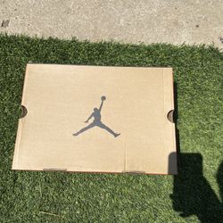 Jordan 12s Taxi Retros Size 8.5 Men