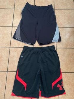 UNDER ARMOUR Men shorts