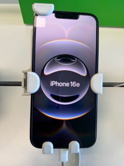 iPhone 16e