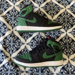 Jordan 1 Pine Green 2.0 GS Size 4.5