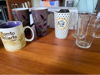Free coffee cups and drinkware