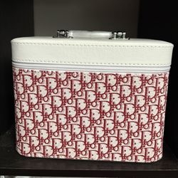 Cosmetic Bags Dior, Lv, Gg🩷