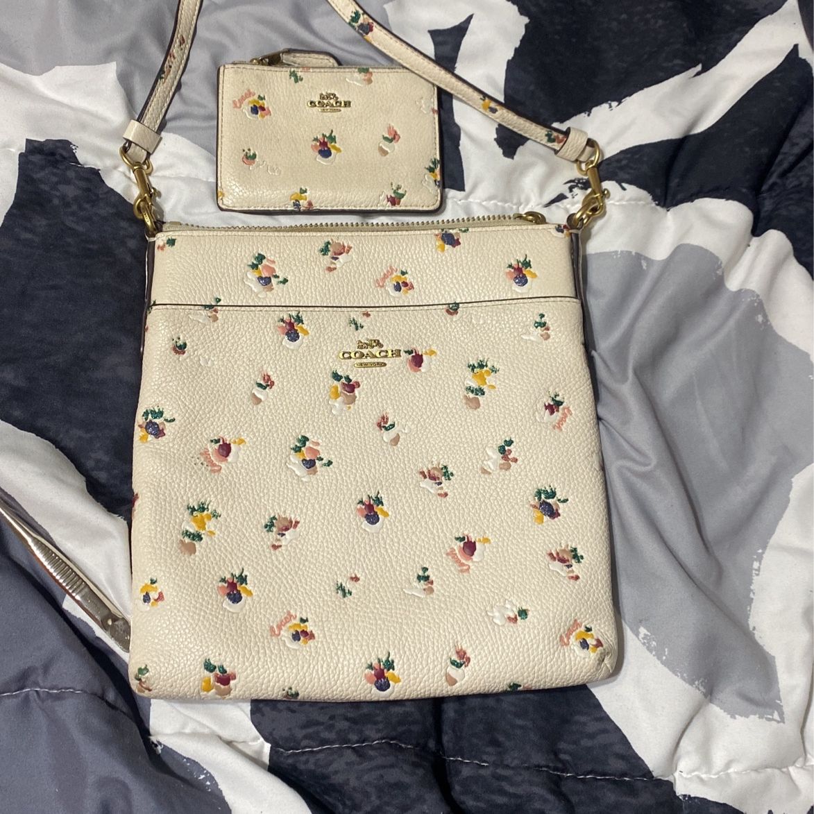 Coach Beige/Cream Animal Purse & Wallet