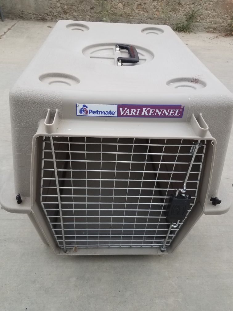 Permeate traveling kennel