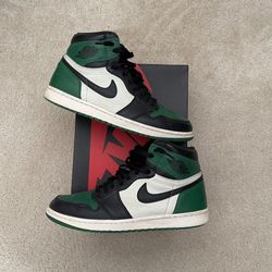 Air Jordan 1 High “Pine Green”