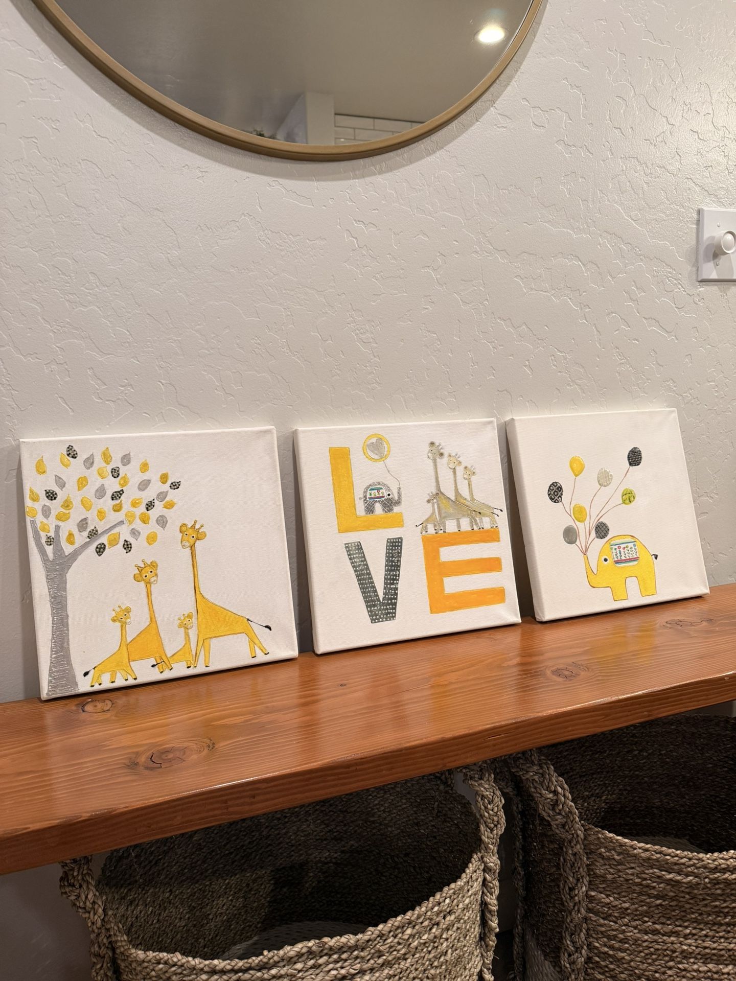 Beautiful hand-painted wall art set for a baby or kids room 🤍