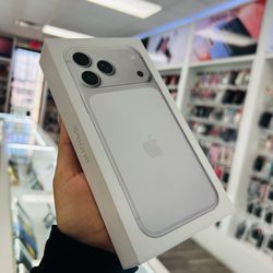 17 pro max 256GB silver
