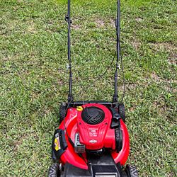 Craftsman M220 Self Propelled Mower 