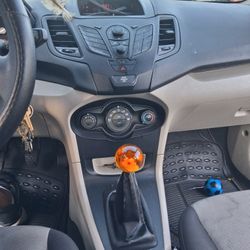 2011 Ford Fiesta