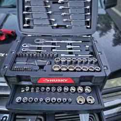 Husky 230 PC Tool Set
