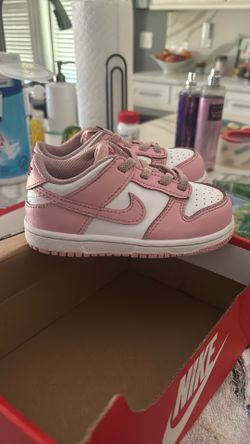 Nike Dunk Low “White Medium Soft Pink” Size 8c
