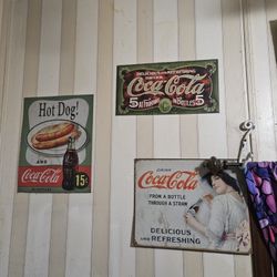 Coca-Cola Posters An Tins 