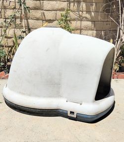 Medium Igloo Dog House