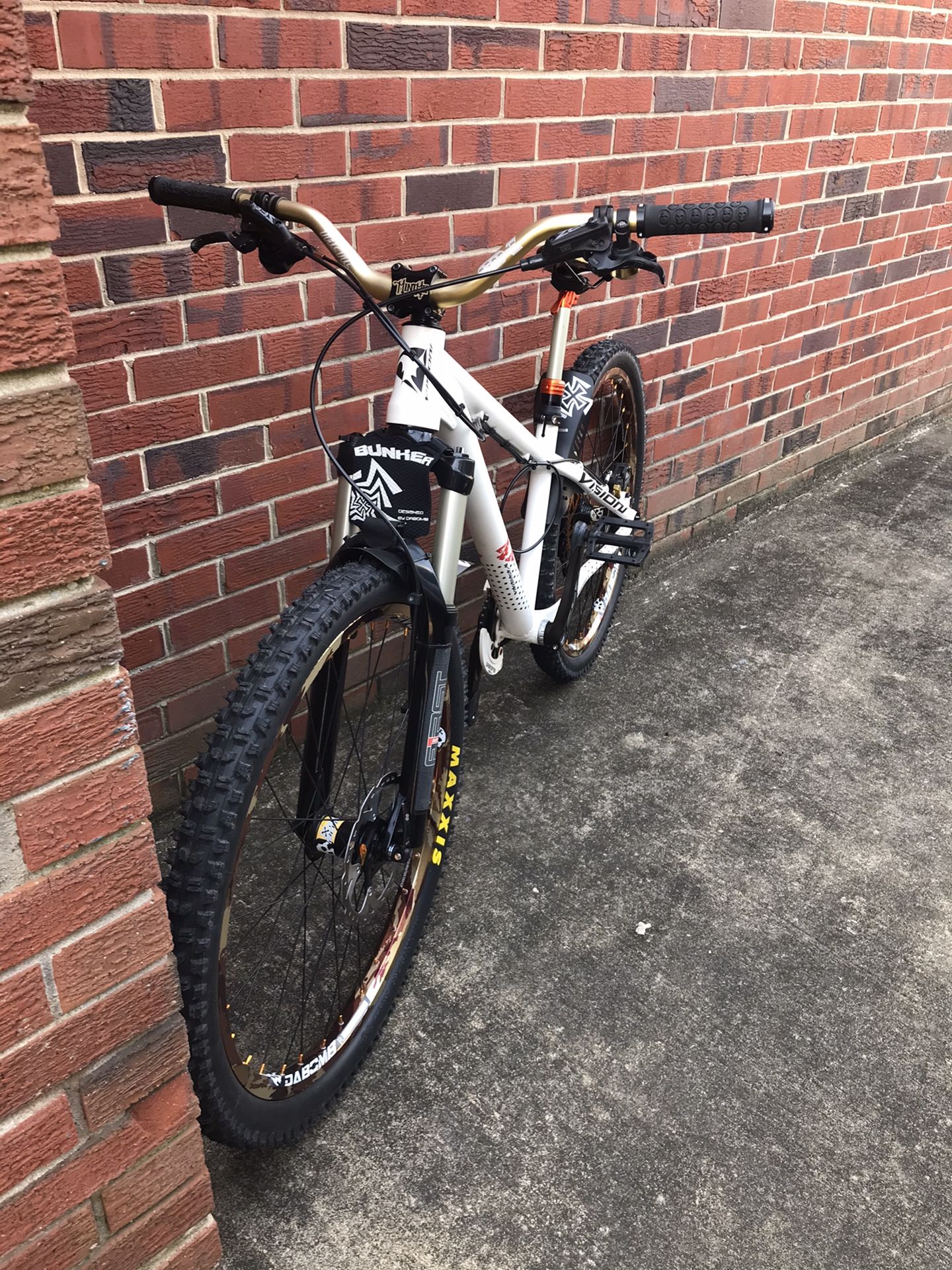 FS: 26er DJ / Dirt Jumper Bike (Hard Tail)