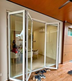Aluminum Folding Doors