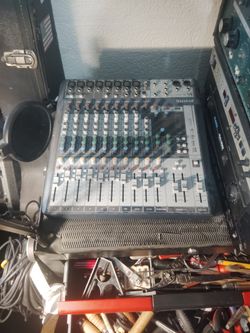 Soundcraft 16 Channel Mixer