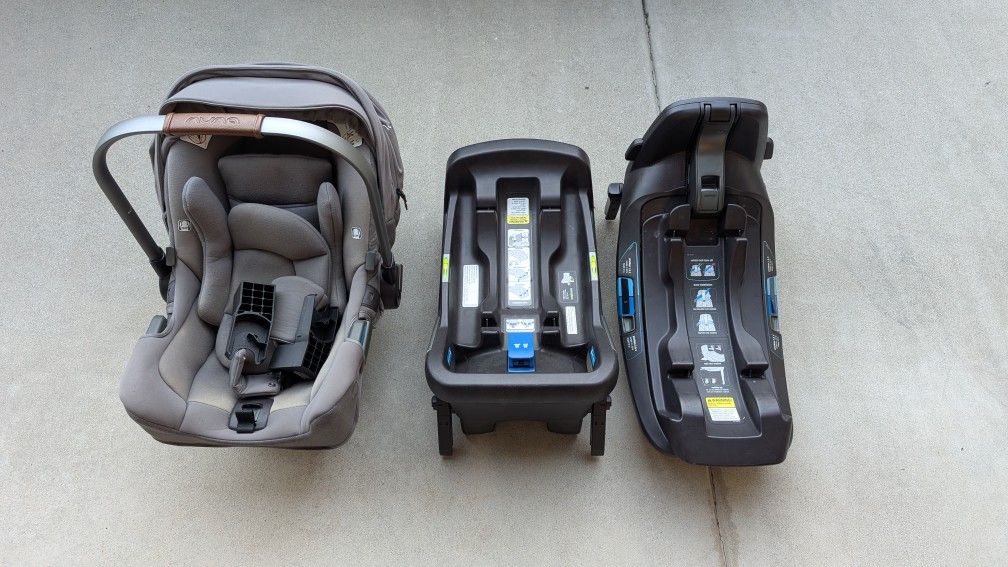 Nuna Pipa Rx Car Seat (with 2 bases)