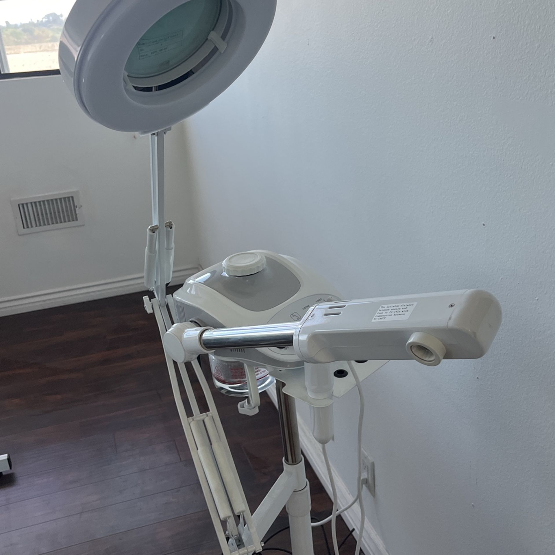 FACIAL STEAMER + HIGH FREQUENCY