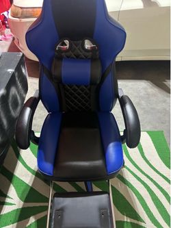 Gaming chair