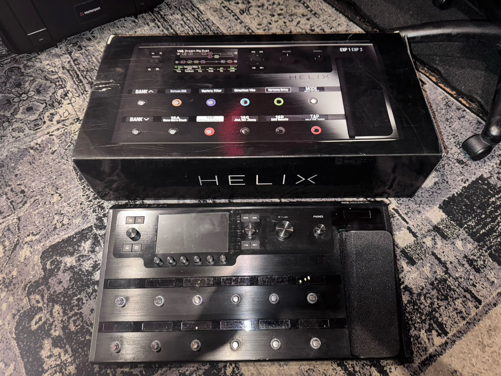 Line 6 Helix Floor Guitar Pedal
