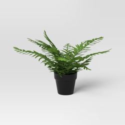 Brand new 12" Medium Tabletop Fern Leaf Artificial Plant - Threshold