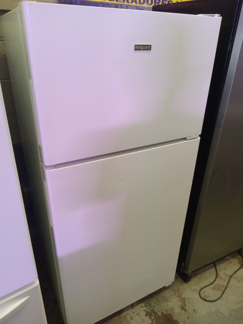 Hot Point Refrigerator