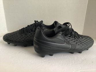 Nike Tiempo Legend 8 Club Soccer Cleats (Size 11)