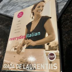 Everyday Italian Cookbook by Giada De Laurentiis