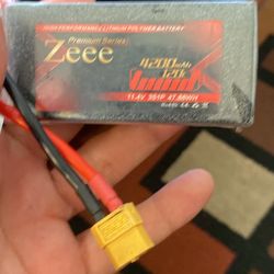 Xt60 zeee 4200 mah 120c 11.4v 3s lithium rc battery. Like new
