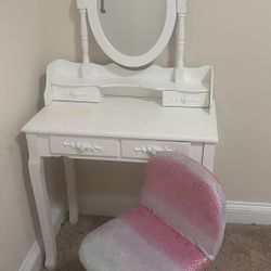 Girls Vanity And Chair