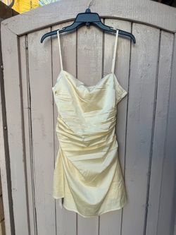 Hollister NWT Butter yellow Satin Ruched Mini Dress size LARGE PETITE