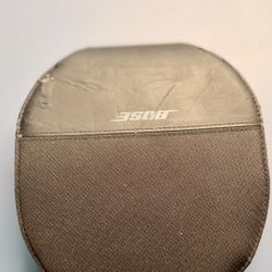 Bose Over-Ear Headphones Black Headband Double Earpieces with Carrying Case