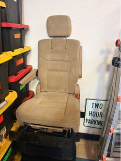 Grand Caravan Seat(s)