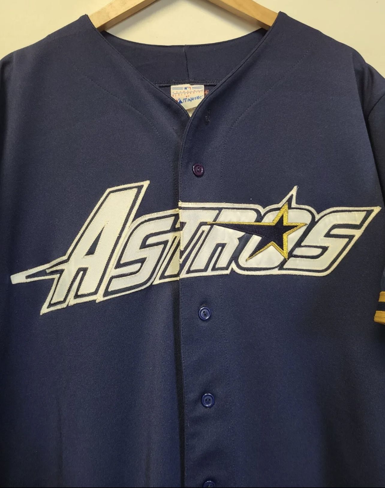 ASTROS Bagwell Jersey for Sale in Pasadena, TX - OfferUp